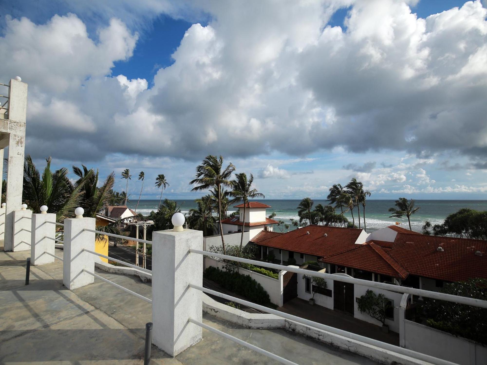 Hotel Crystal Oceanic Ahangama Exteriér fotografie